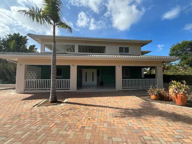Casa Tania Maria Unit C: Ruime vakantieaccommodatie op Curaçao