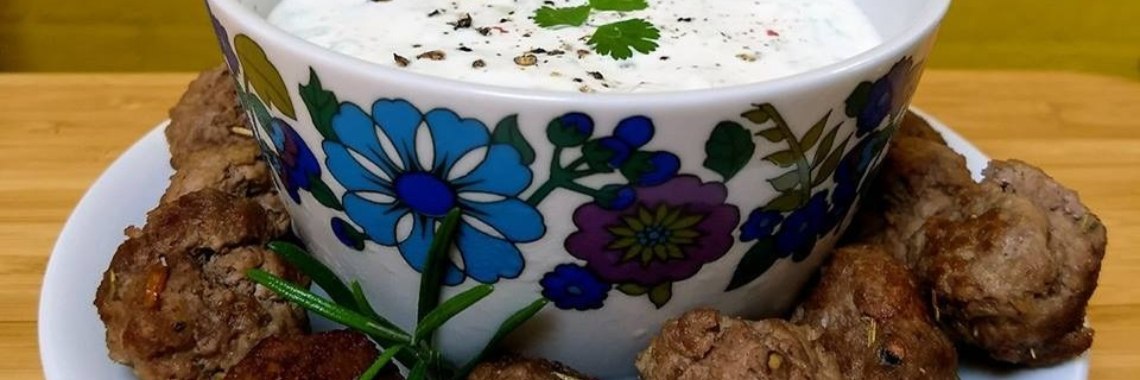 Zomerse kruidenbommetjes met -dip | Nathurel