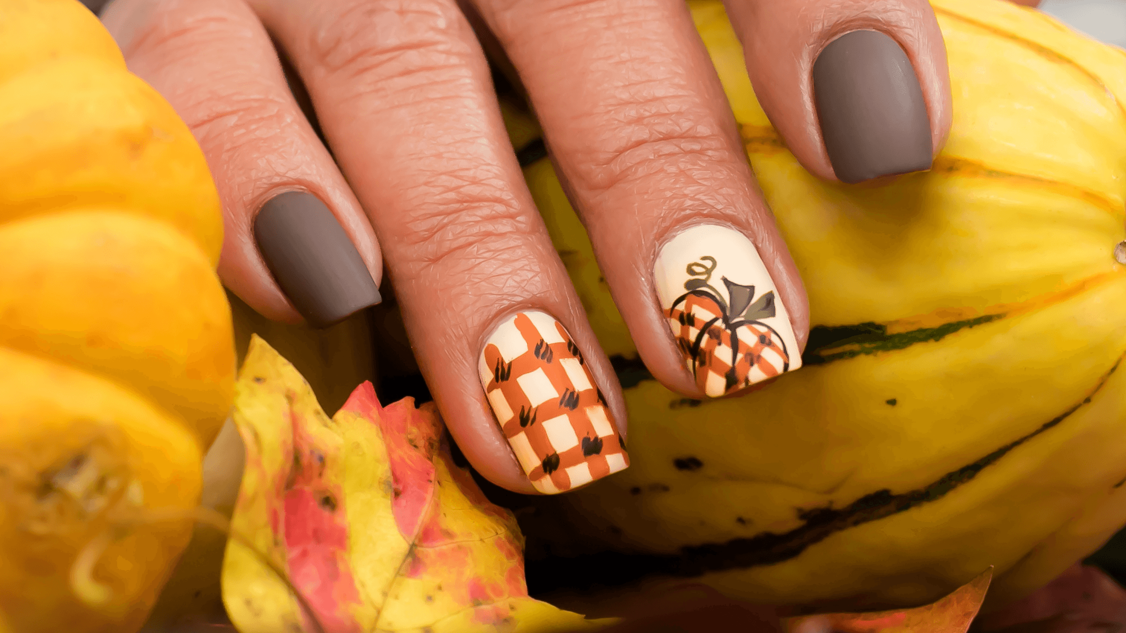 Halloween Pumpkin Nails: The Perfect Festive Manicure for October | Madeleine
