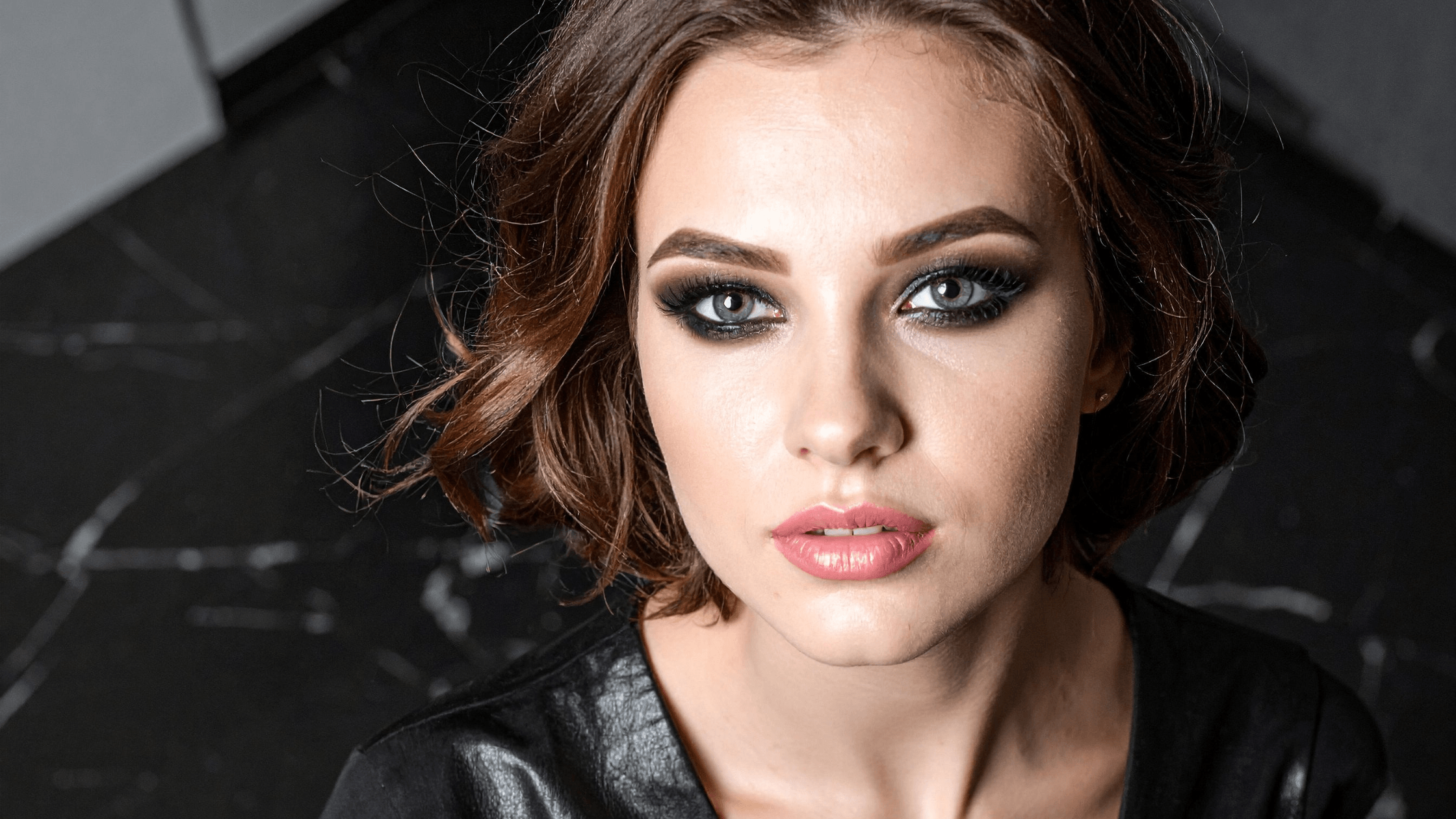 ✨ How to Create the Perfect Smokey Eyes Look (Step-by-Step Guide) | Madeleine