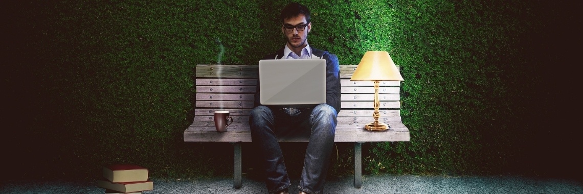 Een schrijver moet kunnen typen | Tegendraads