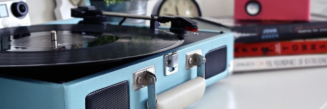 De Platenspeler en de grammofoonplaten | Elise