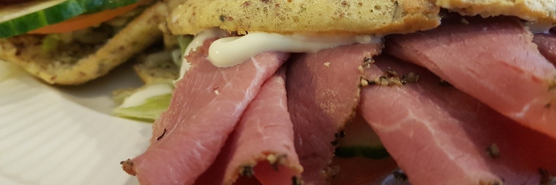 sandwich pastrami  | Koolhydraatbeperkterecepten.nl