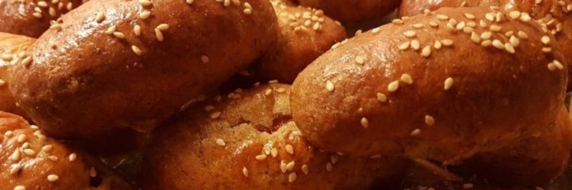 Worstenbroodjes ketogeen | Koolhydraatbeperkterecepten.nl