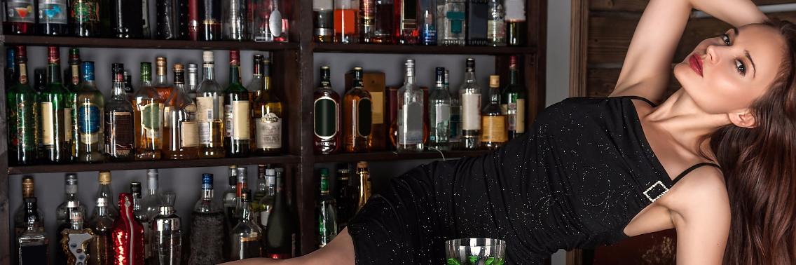 Geen alcohol voor vrouwen zonder voorbehoedsmiddelen? | Yoors Trivia