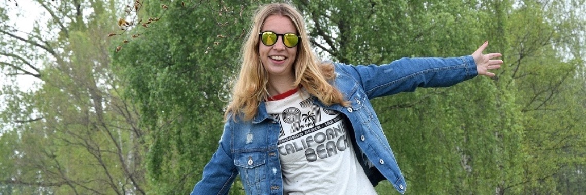 Destroyed spijkerjack outfit | Girls-Things