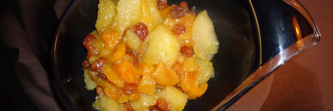 Appelcompote met gedroogde vruchten. | Vlindertje73