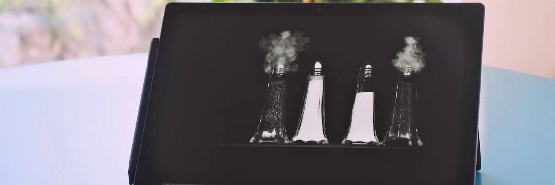 Microsoft Surface Pro Tablet Computer VS XP-Pen Artist 15.6 Pro Drawing Tablet Monitor | tablamonitor