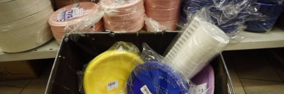 Frankrijk bant als eerste land plastic borden, bestek en bekers! | Yoors World