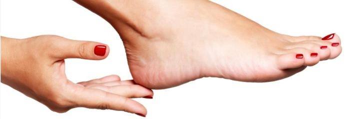 Maak een masker voor voeten en handen, om ze jong en mooi te houden | Yoors World