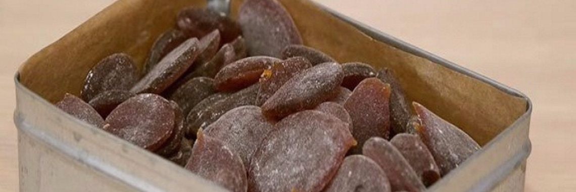 Maak zelf je hoestbonbons, heel eenvoudig en zonder chemische troep! | Yoors World