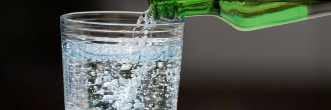 Spuitwater: is dat wel gezond? | Yoors World