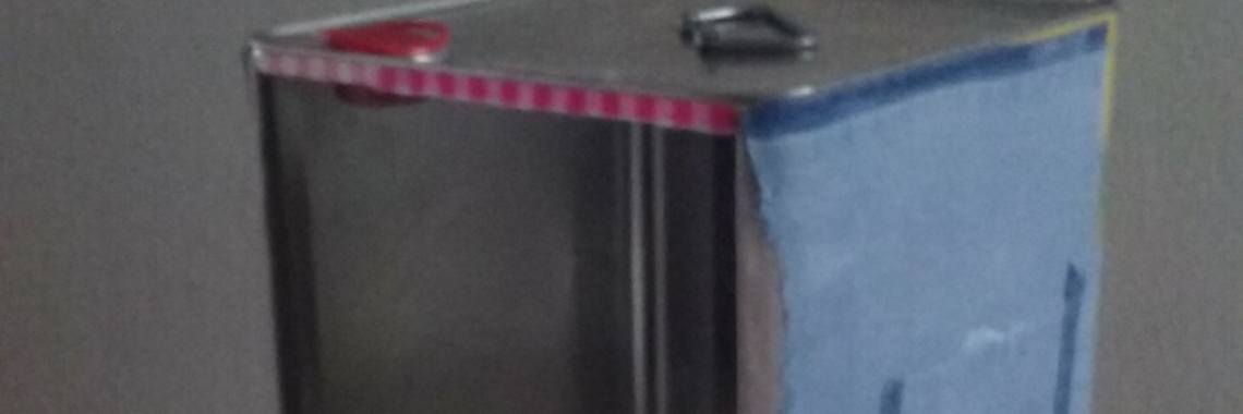 mijn kast project van olijfblikken | Flapie