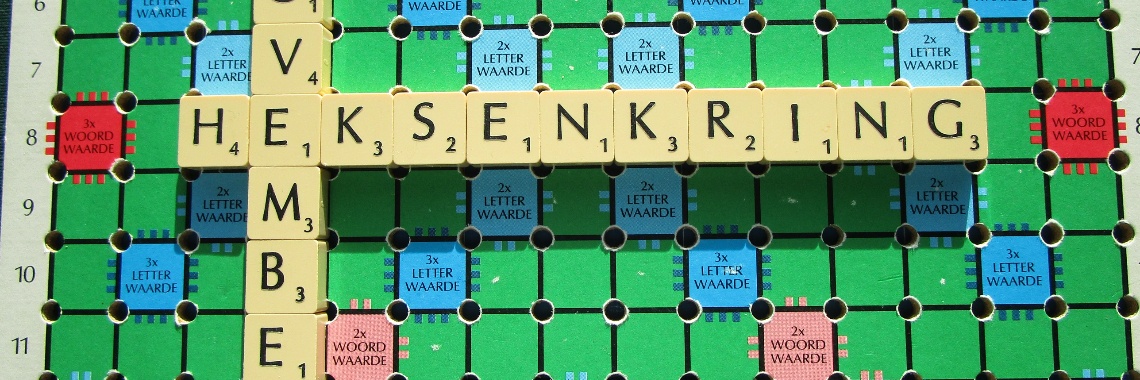 140 Woorden in November: Heksenkring. (Nederlands and English) | 141woorden