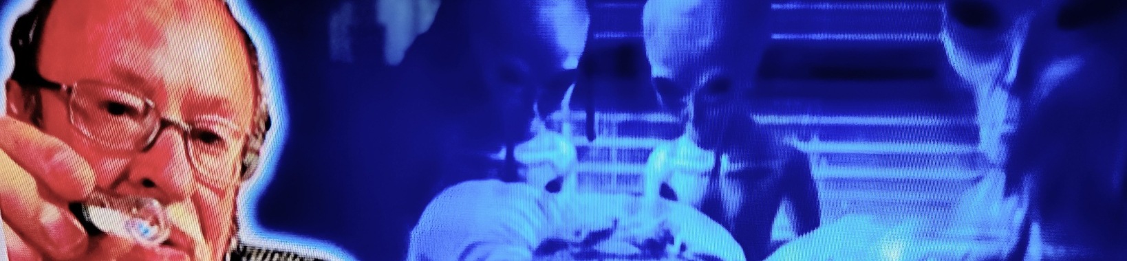 Pedotherapeut en chirurg Dr. Leir verweiderde implantaten uit door Aliens ontvoerde mensen | Toto Animo