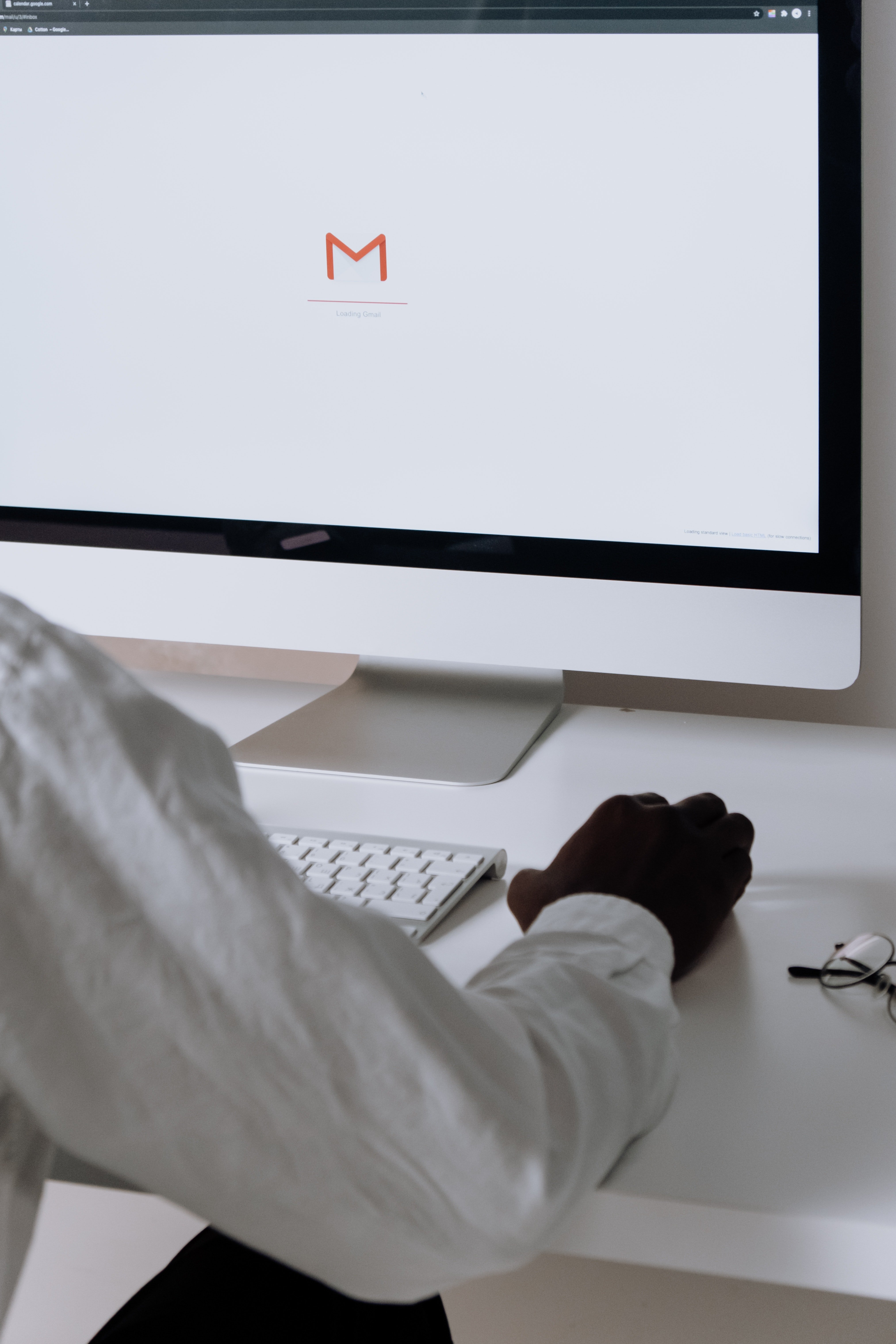 ¿Con qué frecuencia revisas tu correo electrónico?