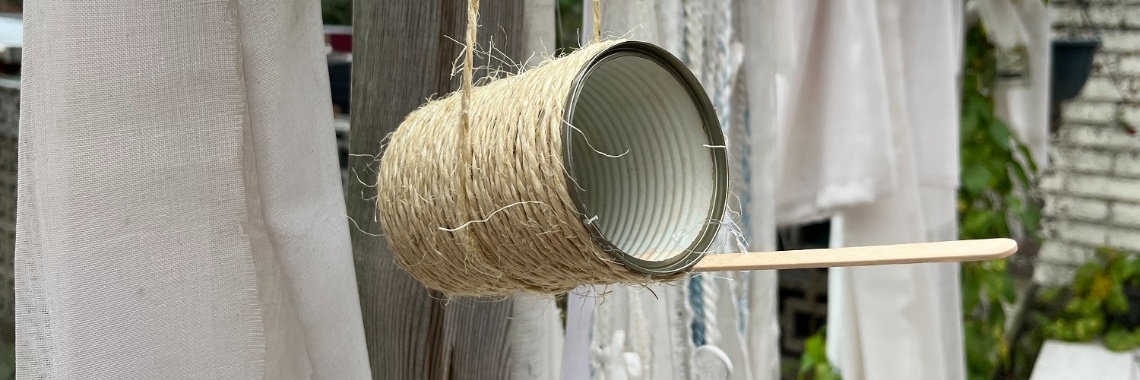 Van conservenblik naar voederbak voor vogels | Kinderworkshops Petra