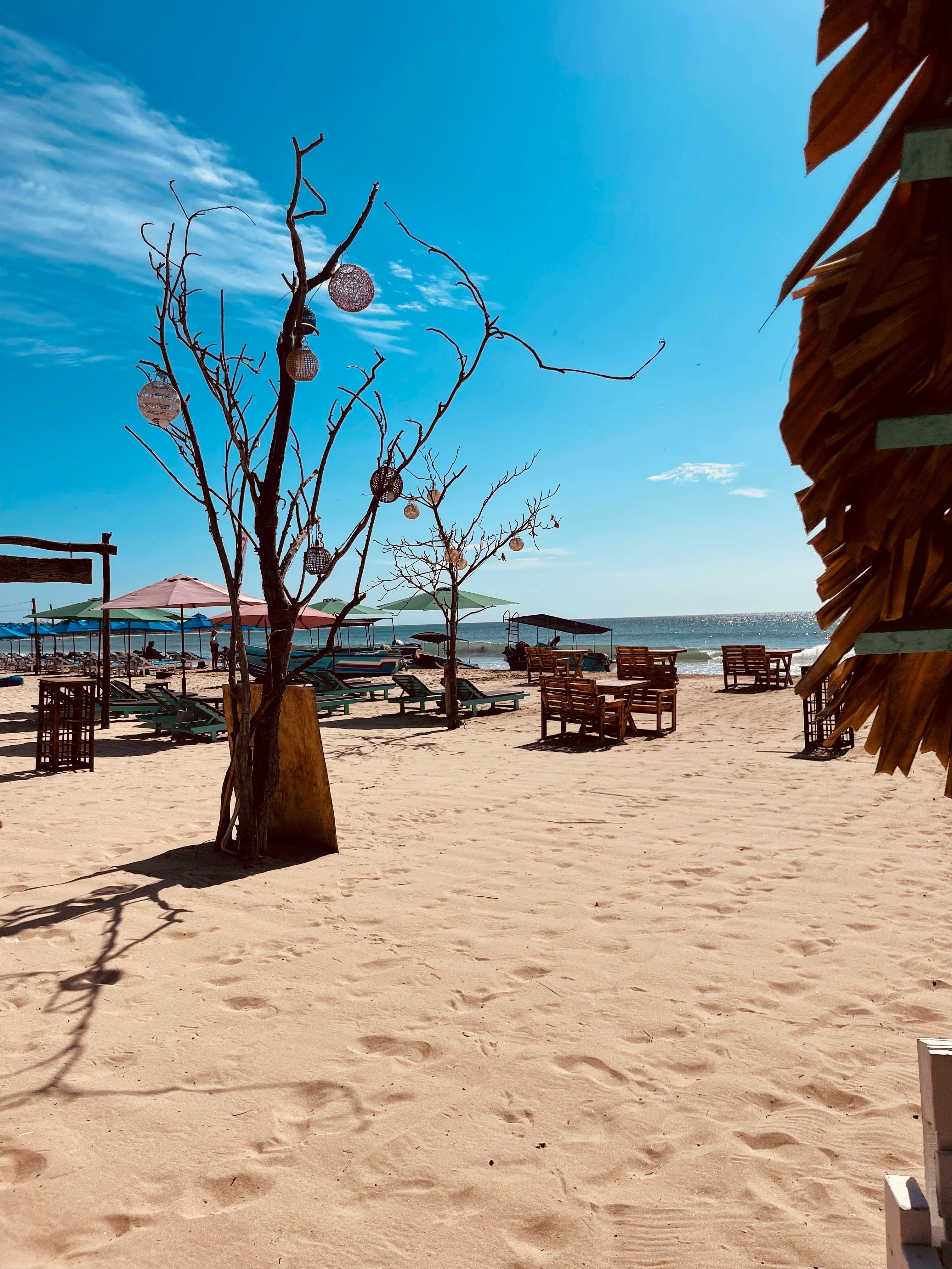 The Magic of Beaches in Sri Lanka | Ra-Za-Wee