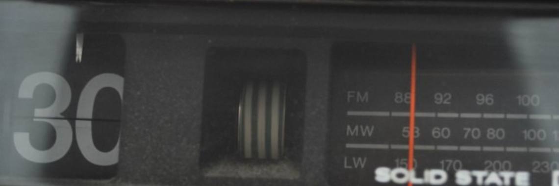 De klokwekkerradio | Referendaris