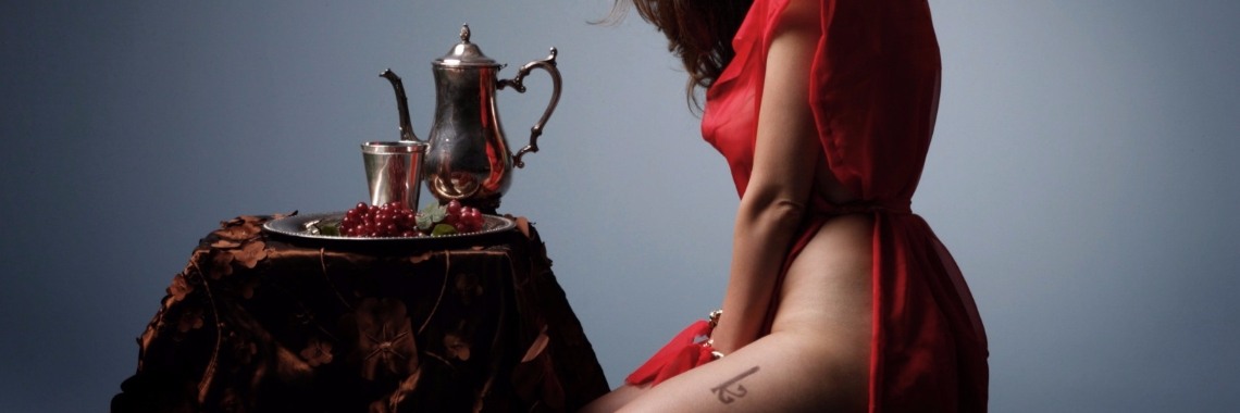 The Woman in Red: Chapter 3 | Rudi