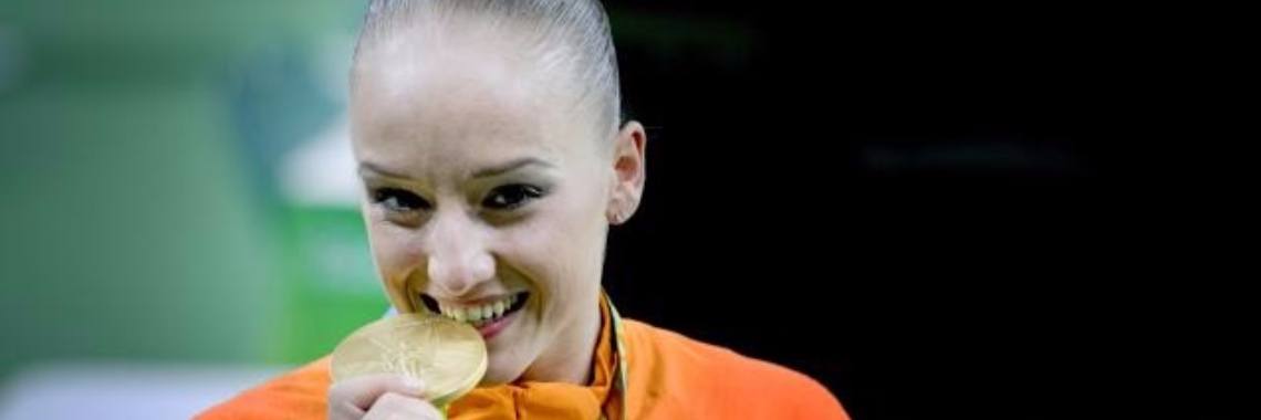 Vragen en antwoorden: Waarom bijten gouden medaillewinnaars in hun medaille? | Rudi