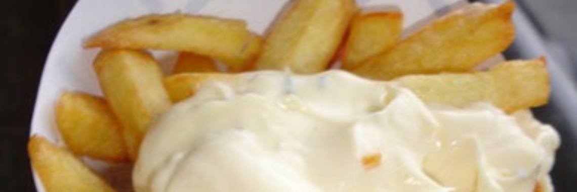 kip met patat uit de braadzak | Roodkapje