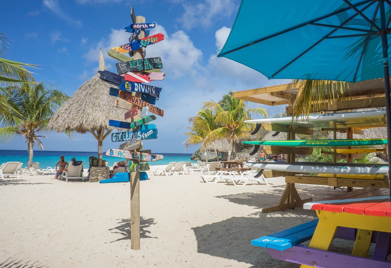 Mambo Beach: Wat kost een dag op het strand? Budgetgids | Curaçao HOW