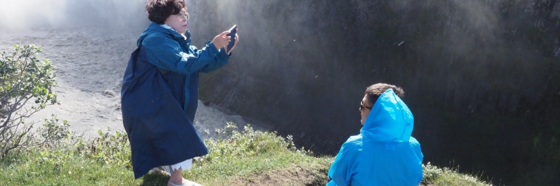 Ga zitten, ik maak een foto van je! (140 woorden augustus 2019) | Encaustichris