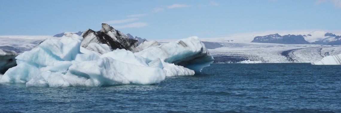 Fifty shades of green: The Vatnajökull Glacier and its glacial lakes. | Encaustichris