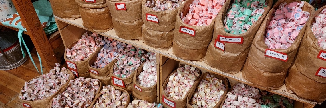 Vijftig tinten groen...... Dag 5, deel 2. De winkel van de kerstman! | Encaustichris