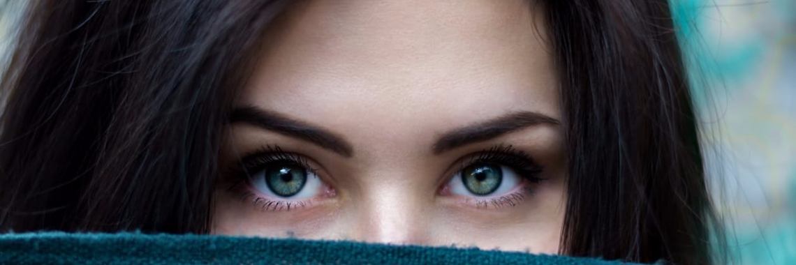 Ongemakkelijke ontmoetingen..  | Delphine