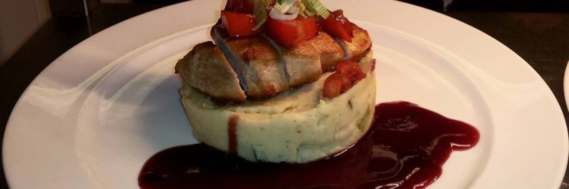 Parelhoenfilet met stamppot en rode wijnsaus | My life thoughts