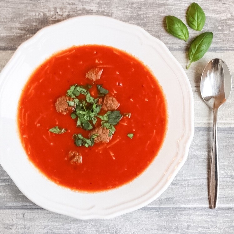 Nodig hebben gesmolten Tegenover Recept: Tomatensoep met balletjes en vermicelli