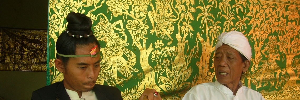 Balinese priesters | Dewaputra