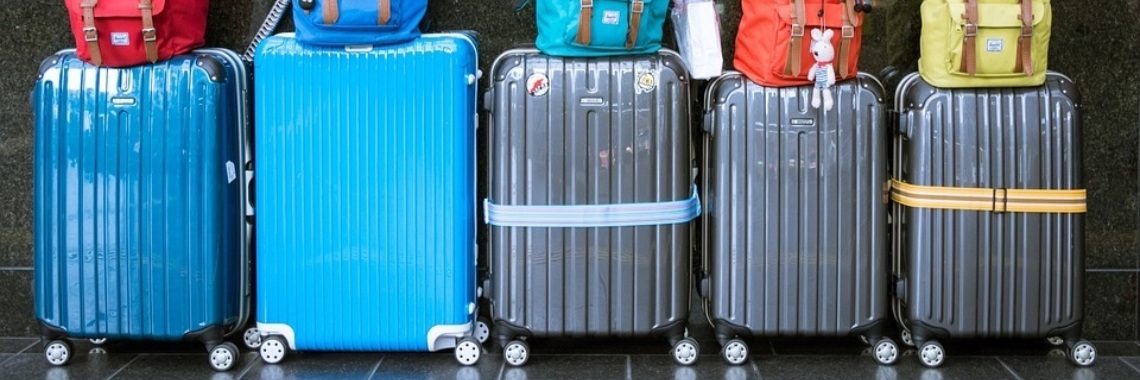 De reis van oom Frits en tante Coby begint | Hans van Gemert