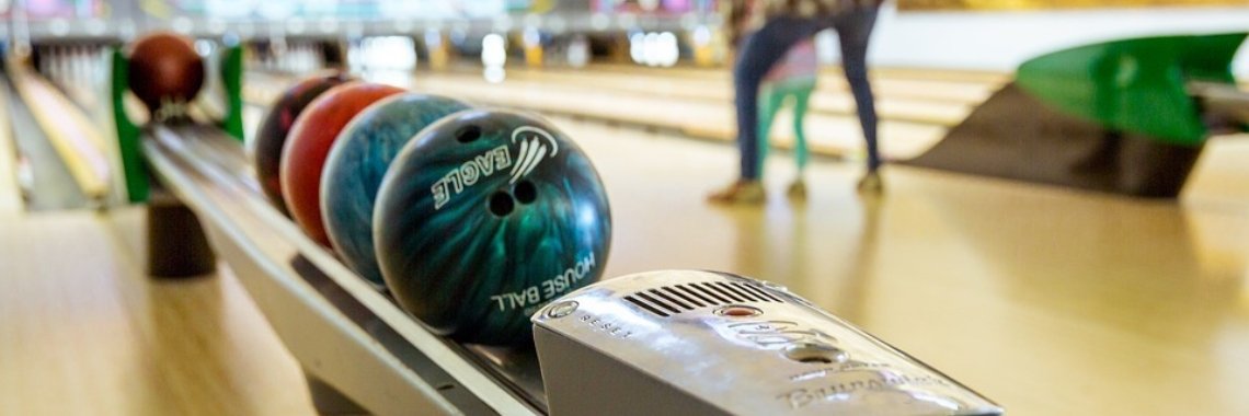 Het bowlingavontuur van tante Coby (deel 4) | Hans van Gemert