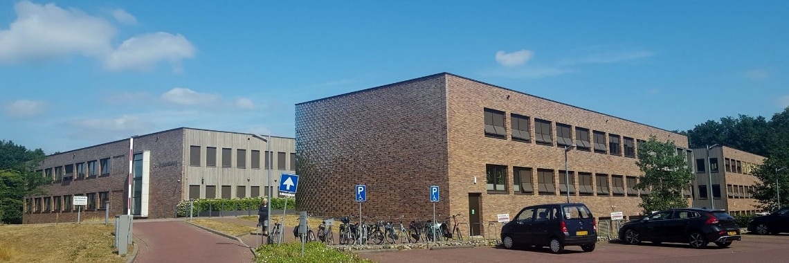 Heen en weer vanwege afscheid nemen | Je weet wel...Karin!