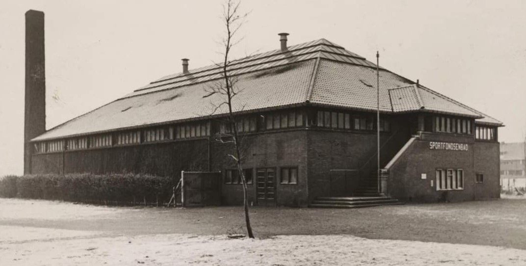 Hier heb ik leren zwemmen...... | marijke