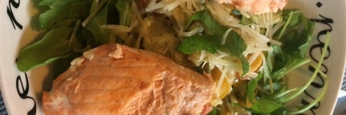 Courgette-spaghetti pesto met zalm (koolhydraat arm / beperkt) van Ditisveer! | Ditisveer