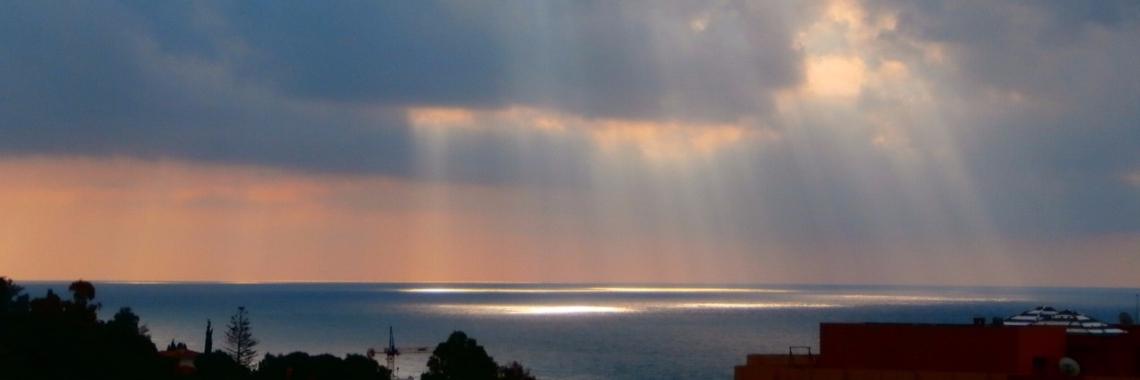 20 Day Photo Challenge :  Dag # 8 : Wolken | enigma