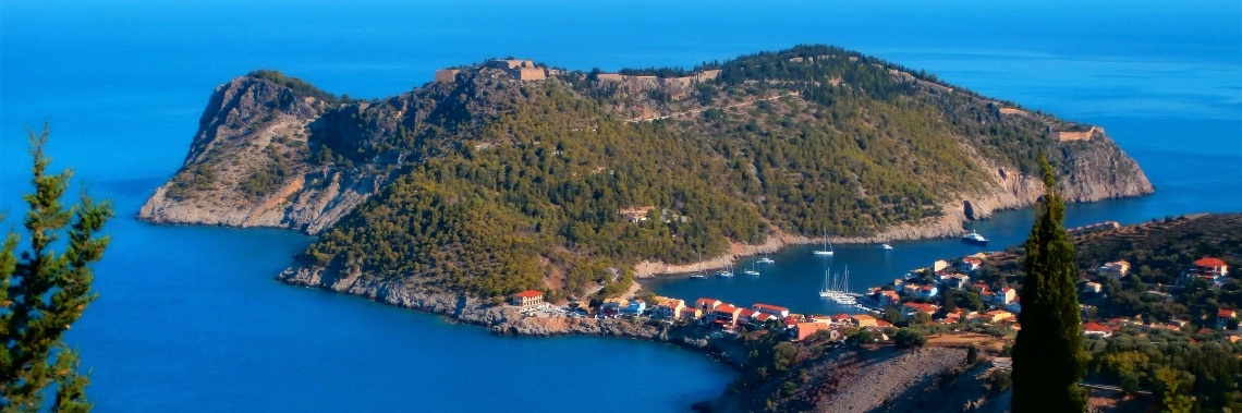 Assos, het meest schilderachtige dorpje van Kefalonia. | enigma