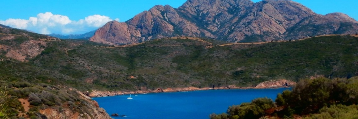 Corsica, dag 3 - wandeling naar Capu Rosso | enigma