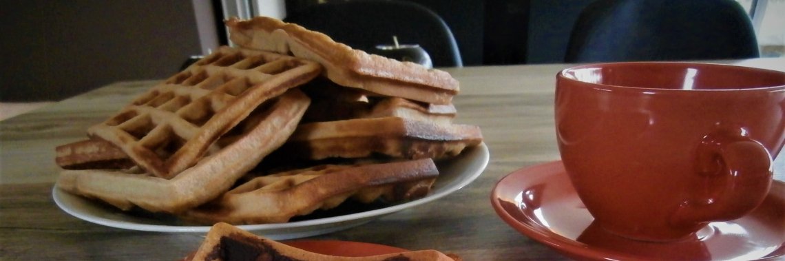 Glutenvrije wafels met smeuïge chocolade-spread. | enigma
