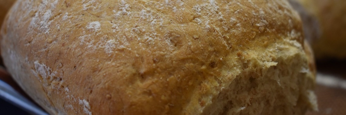 #Koken met kinderen : 10) brood bakken. | enigma