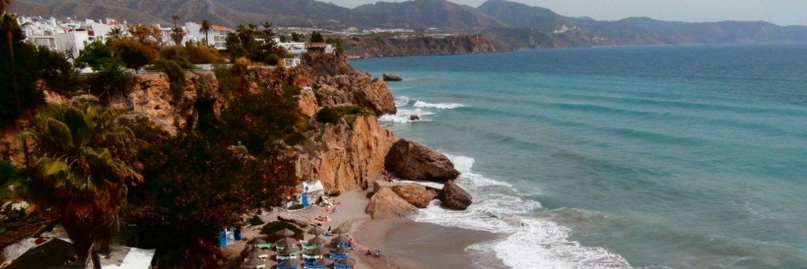 Lente in Andalusië : Nerja. | enigma