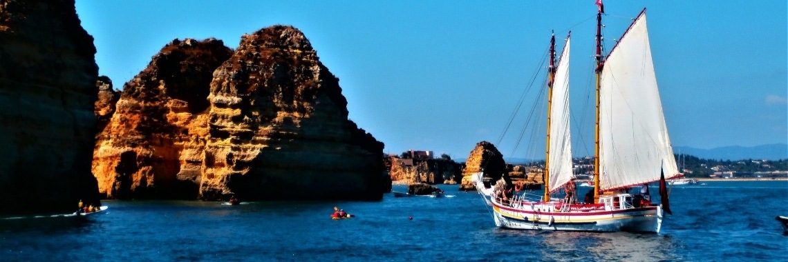 Portugal, dag 12 - Boottocht van Lagos naar Praia da Luz. | enigma