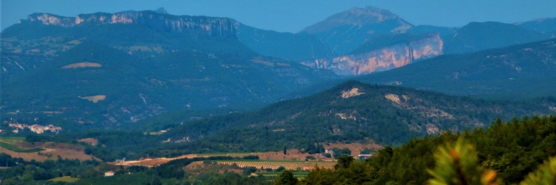 Summer in France - day 19: valley-walk in Mirabel-et-Blacons | enigma