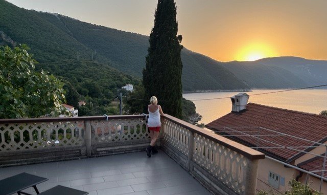 Neutraal of objectief kijken, bestaat niet. | enigma