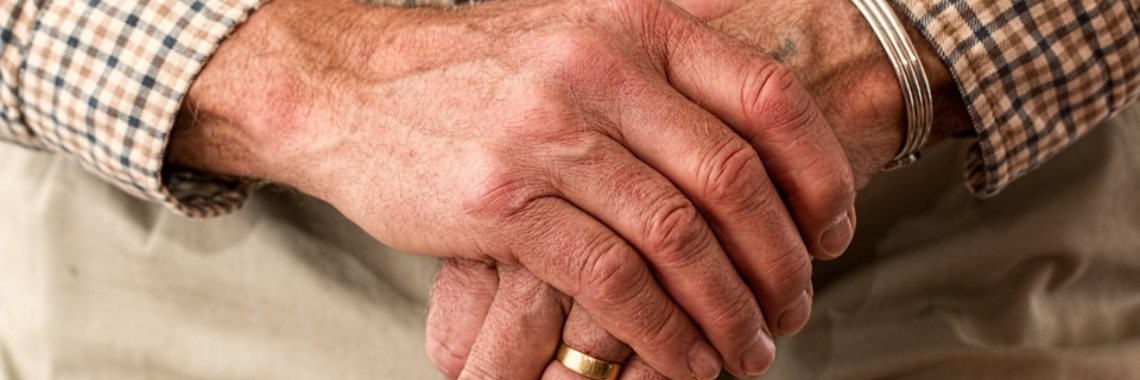 10 kwetsende dingen die volwassen kinderen hun ouders vaak aandoen | Katrien