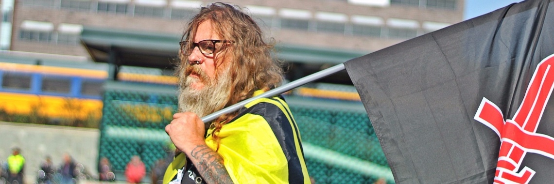 Enschede: Neonazistische demonstratie verloopt rustiger dan verwacht | ☆ Yoortainment2day ☆